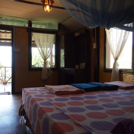 Bungalow Raya Resort Пхукет Экстерьер фото